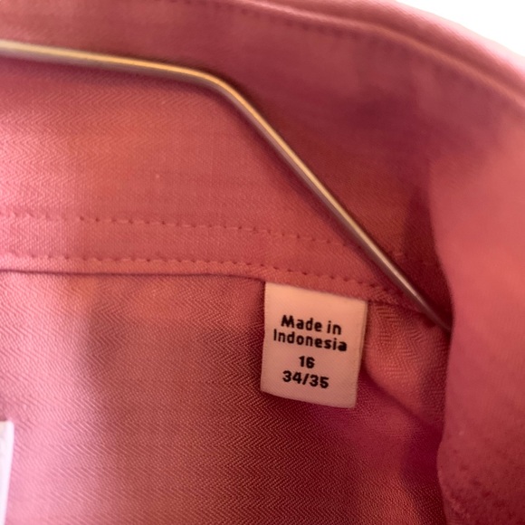 Calvin Klein Slim Fit Performance Button Up Dress Shirt, size medium (16, 34-35) - Picture 6 of 8